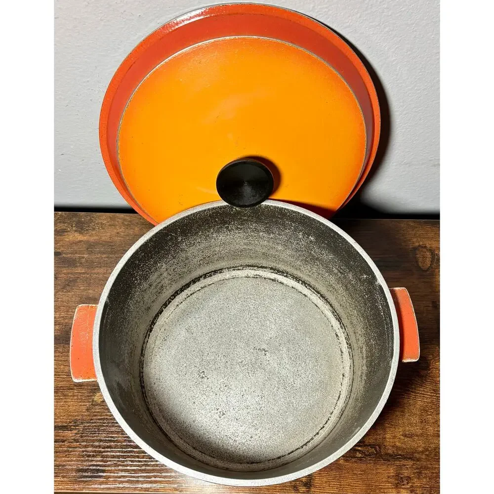 Vintage Namco Australia 1970s Flame Orange Aluminum Dutch Oven 4Qt with Lid